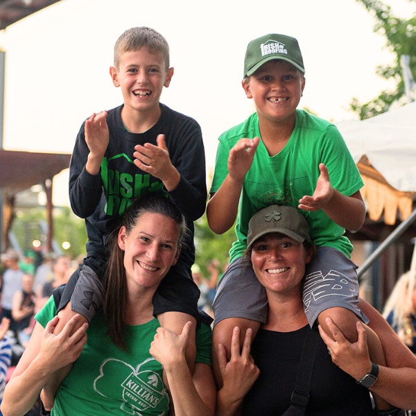 Family time at Irish Fest